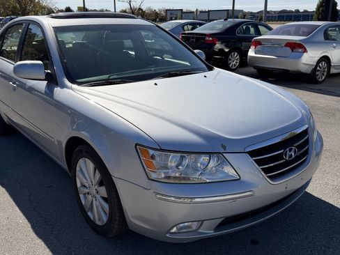 Used 2010 Hyundai Sonata Limited w/ Navigation Pkg 6 image 4