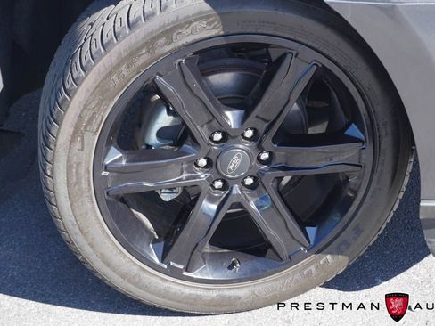 Used 2019 Ford Expedition Limited w/ Equipment Group 303A AWD/4WD image 15