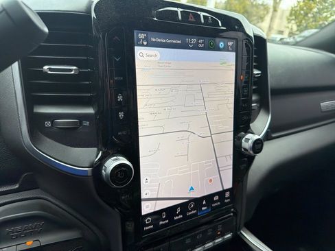 Certified 2024 RAM 3500 Big Horn w/ Towing Technology Group image 7