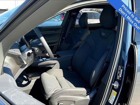 Used 2025 Polestar Polestar 3 image 32