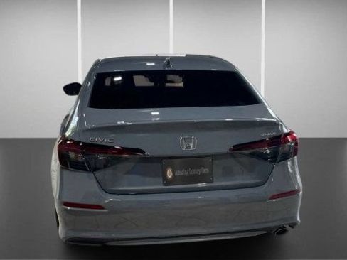 Used 2025 Honda Civic Sport image 8