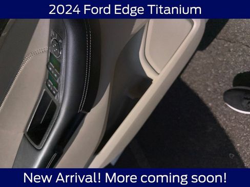 Used 2024 Ford Edge Titanium w/ Titanium Elite Package AWD/4WD image 6