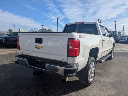 Used 2019 Chevrolet Silverado 2500 LTZ w/ Duramax Plus Package image 4