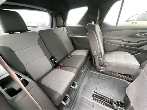 Used 2023 Chevrolet Traverse LT w/ LPO, Floor Liner Package AWD/4WD image 17