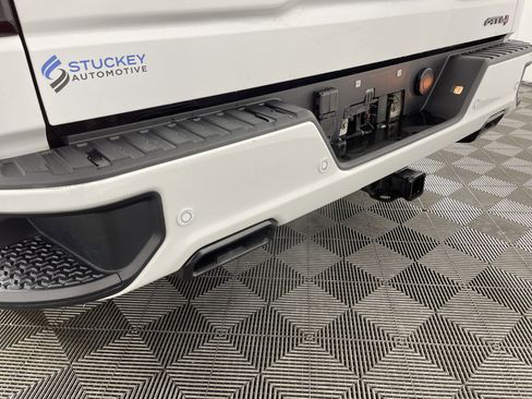 Used 2020 GMC Sierra 1500 AT4 w/ AT4 Premium Package image 7