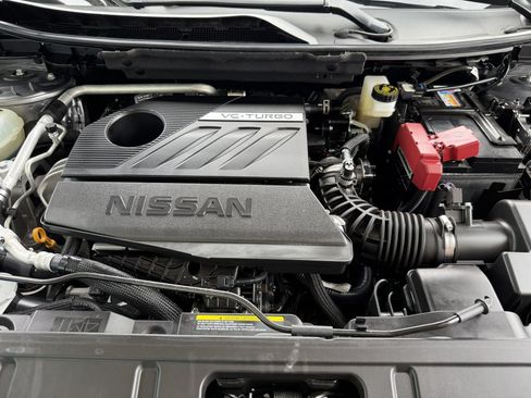 Used 2025 Nissan Rogue Platinum w/ Platinum Premium Package FWD image 46