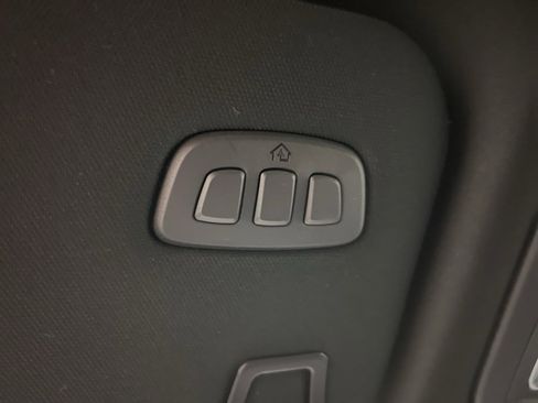 Used 2025 Lincoln Nautilus Premier w/ Equipment Group 102A image 26