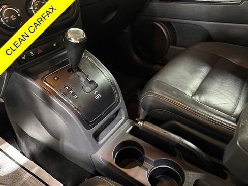 Used 2015 Jeep Patriot Limited AWD/4WD image 19