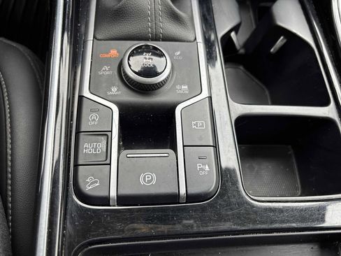 Used 2023 Kia Sorento SX image 26