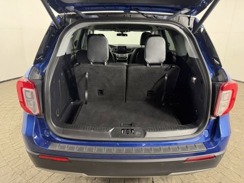 Certified 2022 Ford Explorer XLT w/ Equipment Group 202A image 6