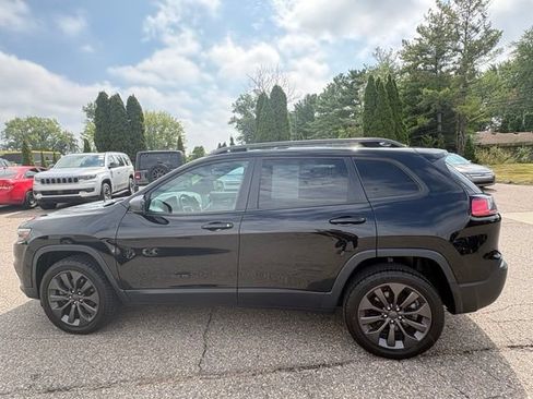 Used 2021 Jeep Cherokee Latitude Lux 80th Anniv w/ Quick Order Package 26U 80TH AWD/4WD image 2