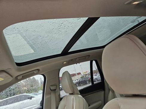 Certified 2023 Volvo XC90 T8 Ultimate w/ Protection Package Premier image 19