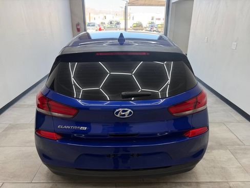 Used 2019 Hyundai Elantra GT image 7