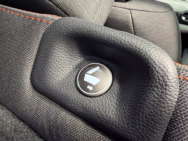 Certified 2025 Honda Pilot Sport image 23