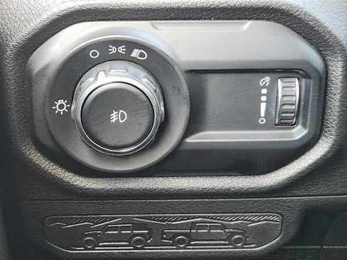 Used 2025 Jeep Wrangler Unlimited Sport AWD/4WD image 20