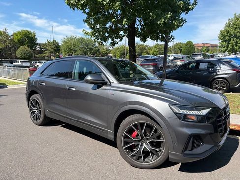 Used 2023 Audi Q8 Premium Plus w/ Premium Plus Package AWD/4WD image 5