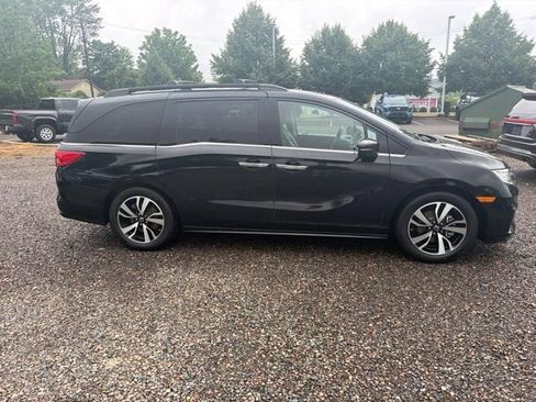 Used 2020 Honda Odyssey Elite image 4