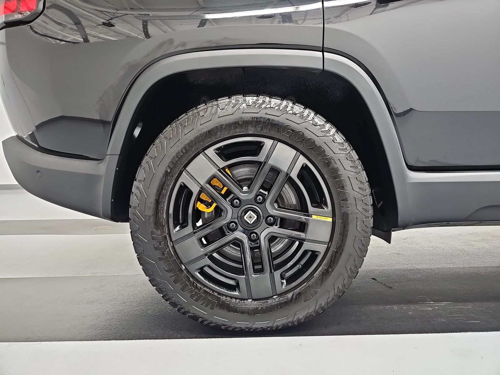 Used 2023 Rivian R1S Adventure Quad AWD/4WD image 12