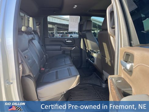 Certified 2022 GMC Sierra 3500 Denali w/ Denali Ultimate Package image 13