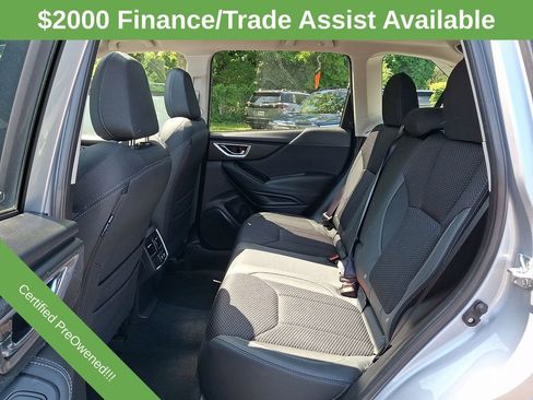 Used 2024 Subaru Forester Premium AWD/4WD image 10
