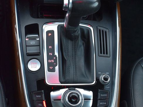 Used 2017 Audi Q5 2.0T Premium Plus w/ Technology Package image 40