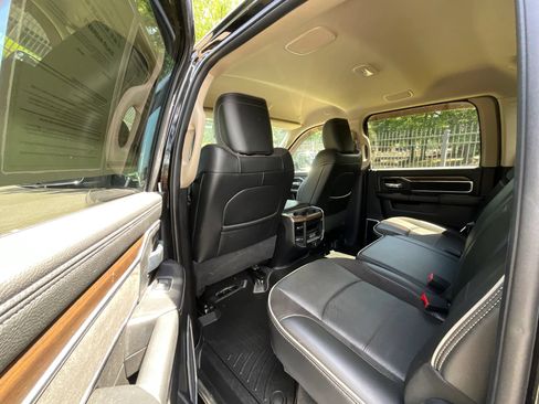 Used 2022 RAM 2500 Laramie AWD/4WD image 11