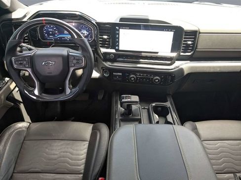 Used 2023 Chevrolet Silverado 1500 ZR2 w/ Technology Package AWD/4WD image 15