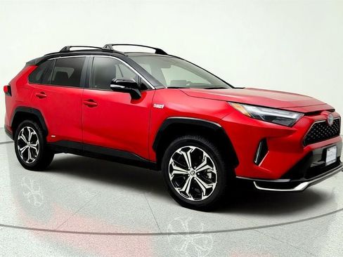Used 2023 Toyota RAV4 XSE w/ Weather Package AWD/4WD image 3
