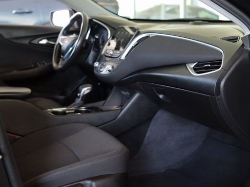 Certified 2022 Chevrolet Malibu RS image 27