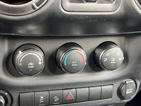 Used 2016 Jeep Wrangler Unlimited Sport w/ Quick Order Package 24S image 21