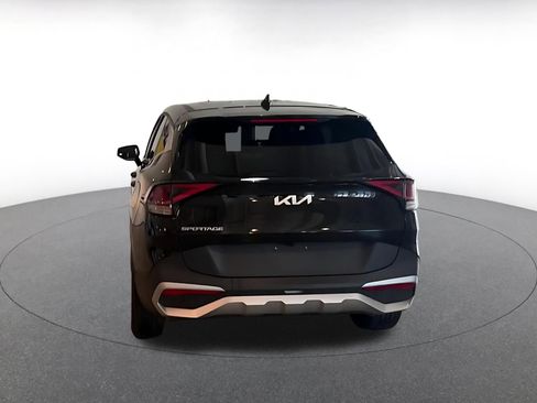 Used 2025 Kia Sportage LX image 12