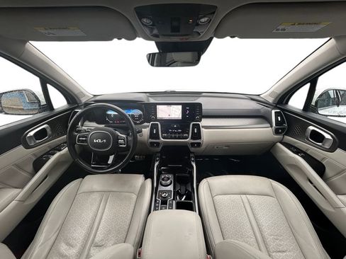 Used 2023 Kia Sorento SX Prestige w/ Panoramic Sunroof Package AWD/4WD image 13
