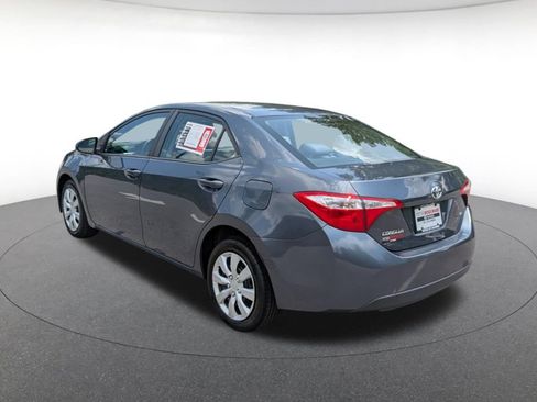 Used 2015 Toyota Corolla LE FWD image 3