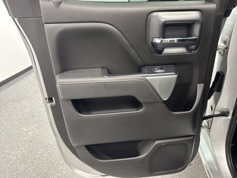 Used 2019 Chevrolet Silverado 1500 LT image 18