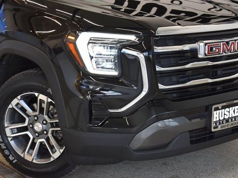 Used 2025 GMC Terrain Elevation image 15