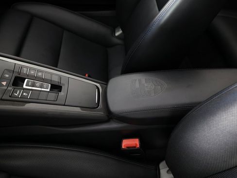 Used 2018 Porsche 911 Turbo image 48