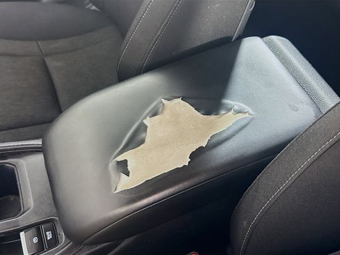 Used 2023 Honda Accord EX image 18