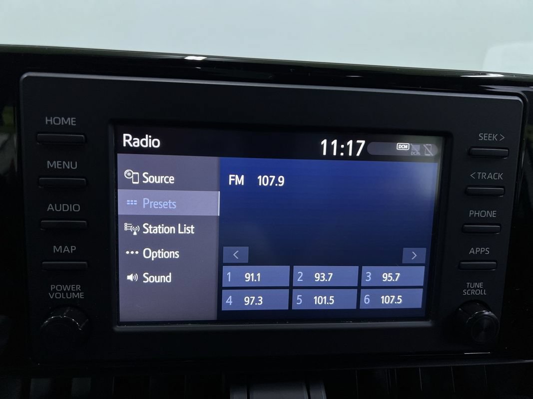 Used 2019 Toyota RAV4 XLE AWD/4WD image 21
