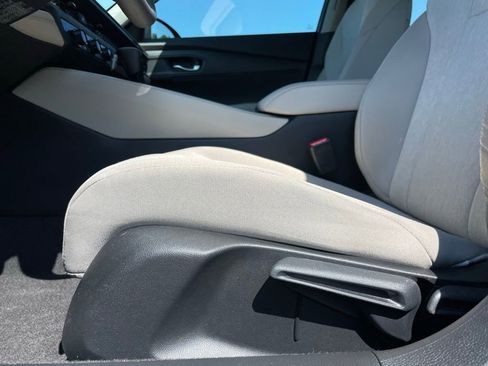 Certified 2025 Honda Accord LX image 23