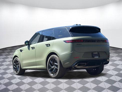 Used 2023 Land Rover Range Rover Sport SE Dynamic AWD/4WD image 3