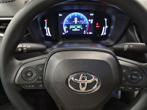 Used 2026 Toyota Corolla LE FWD image 24