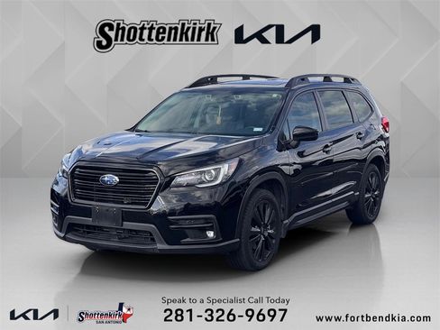 Used 2022 Subaru Ascent Onyx Edition image 1
