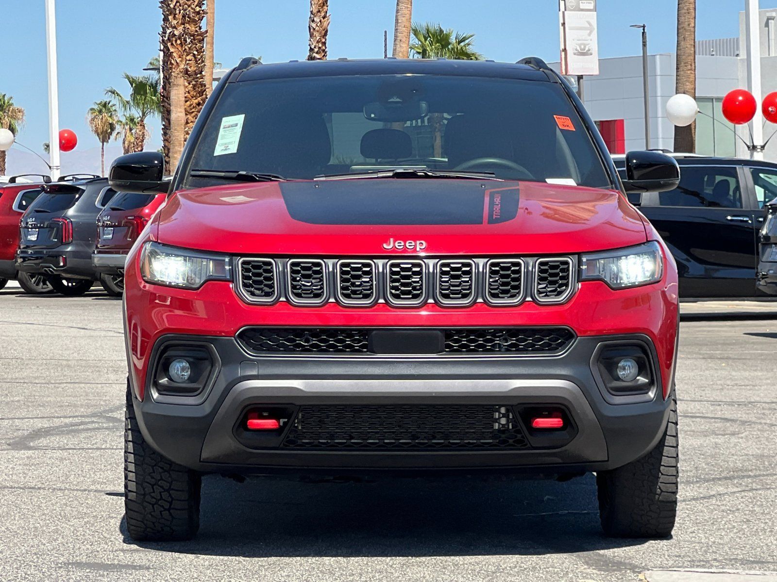 Used 2025 Jeep Compass Trailhawk AWD/4WD image 8