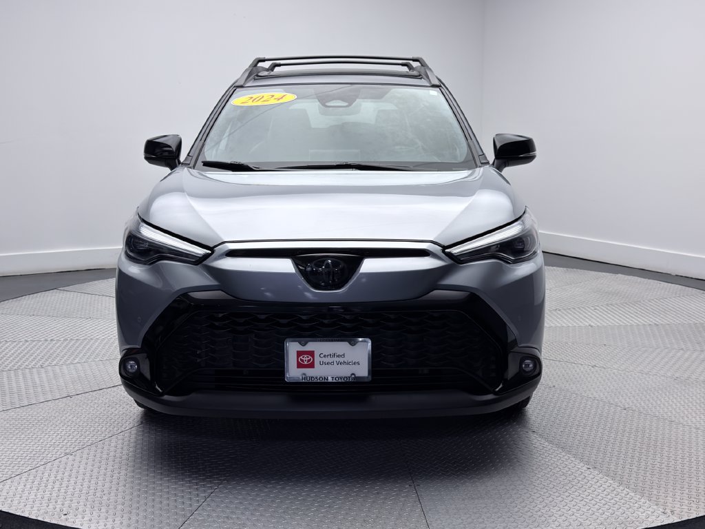 Used 2024 Toyota Corolla Cross AWD Hybrid w/ Convenience Package image 2