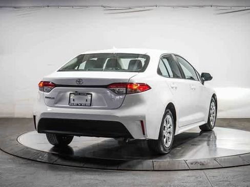 Certified 2023 Toyota Corolla LE image 6