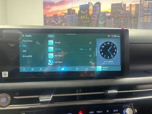 New 2025 Hyundai Tucson XRT image 16