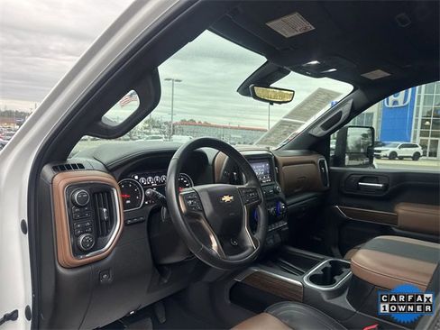 Used 2023 Chevrolet Silverado 2500 High Country w/ Z71 Off-Road Package image 13
