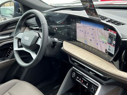 New 2025 Audi Q5 Premium Plus image 7