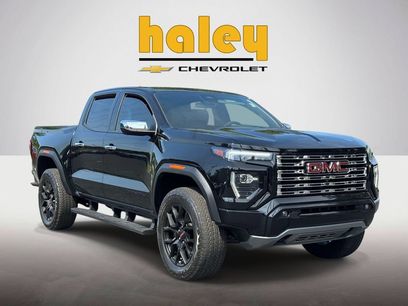 Used 2023 GMC Canyon Denali w/ Denali Black Edition
