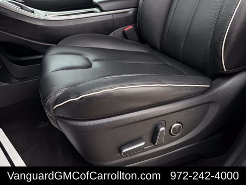 Used 2024 Hyundai Palisade SEL FWD image 26